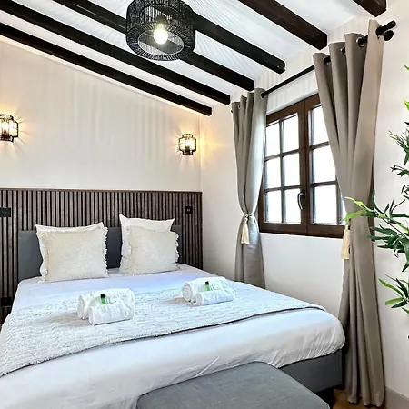 Le Marais Apartment *